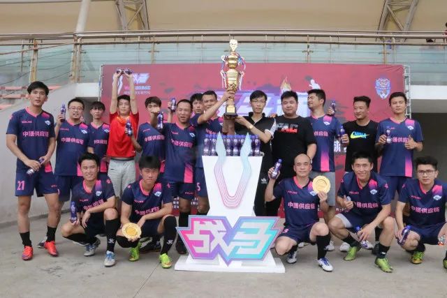 里夫斯厦门行程回顾：与球迷共享快乐时光